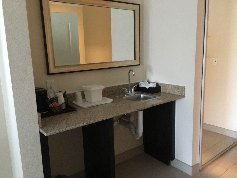 Red Roof Inn & Suites Longview Dış mekan fotoğraf