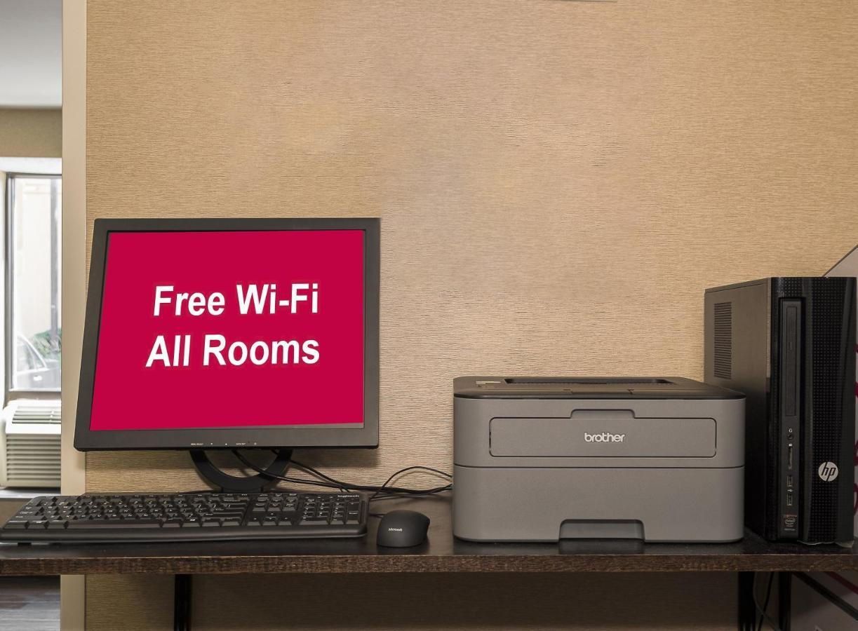 Red Roof Inn & Suites Longview Dış mekan fotoğraf