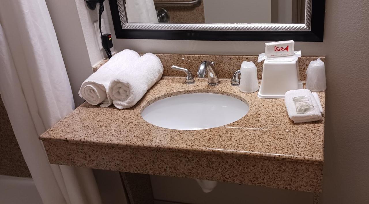 Red Roof Inn & Suites Longview Dış mekan fotoğraf