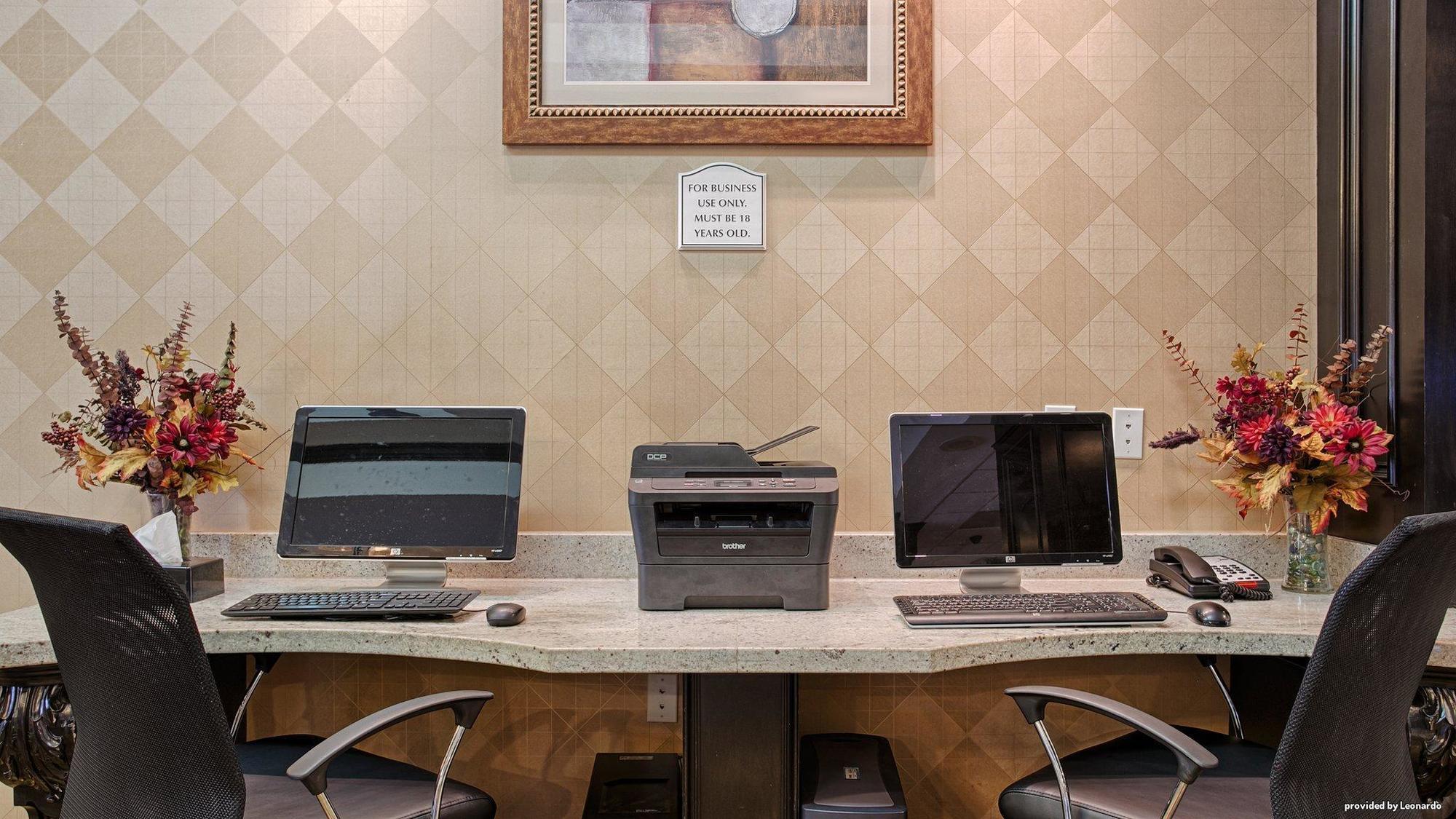 Red Roof Inn & Suites Longview Dış mekan fotoğraf