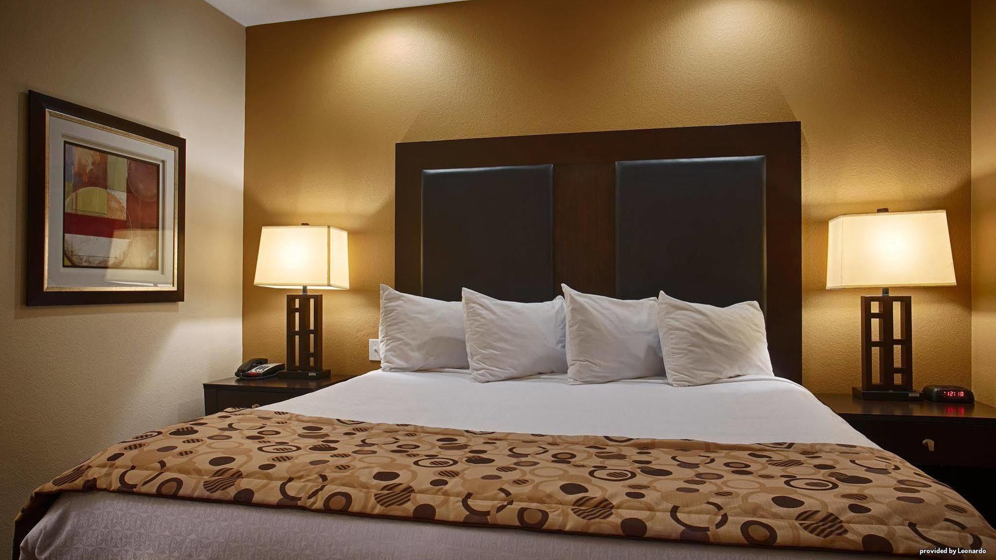 Red Roof Inn & Suites Longview Dış mekan fotoğraf