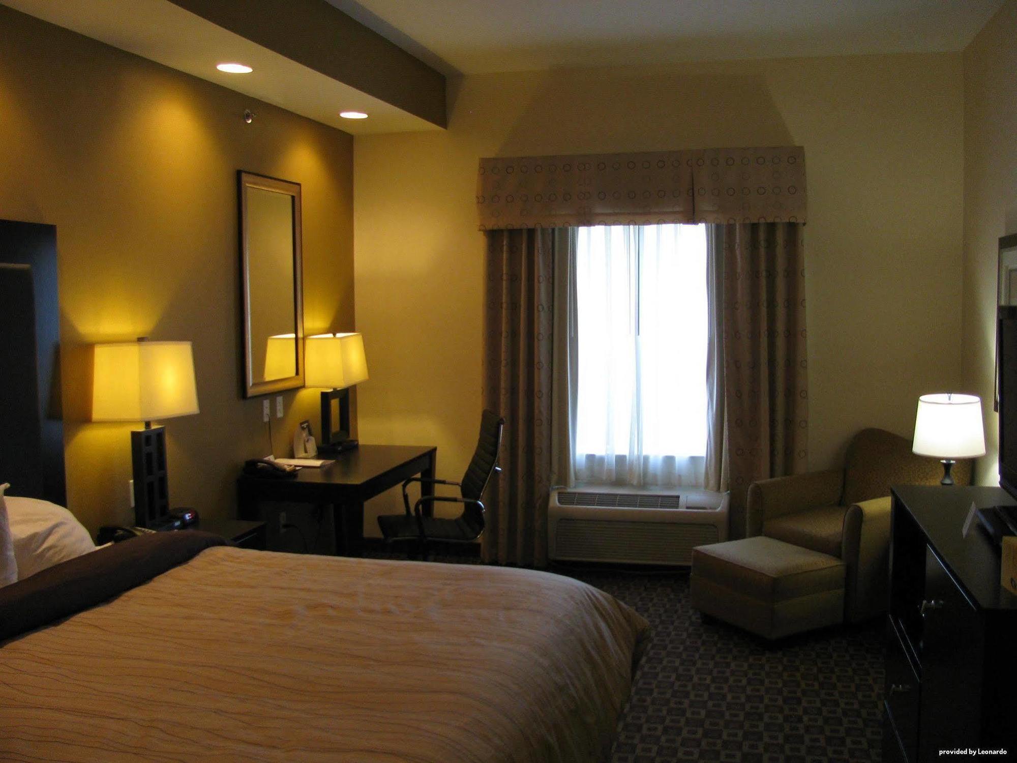 Red Roof Inn & Suites Longview Dış mekan fotoğraf